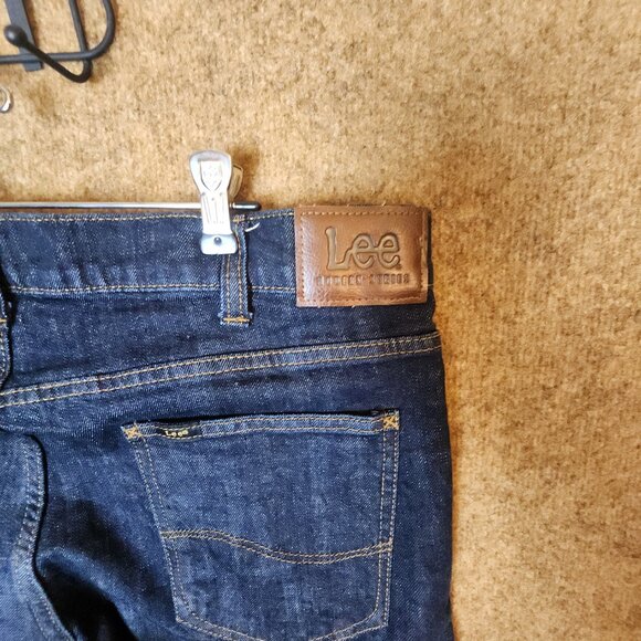 Lee Slim Fit Jeans Tapered Leg Men 38x30 Blue Denim Dark Wash Stretch 5-Pocket - Picture 5 of 12